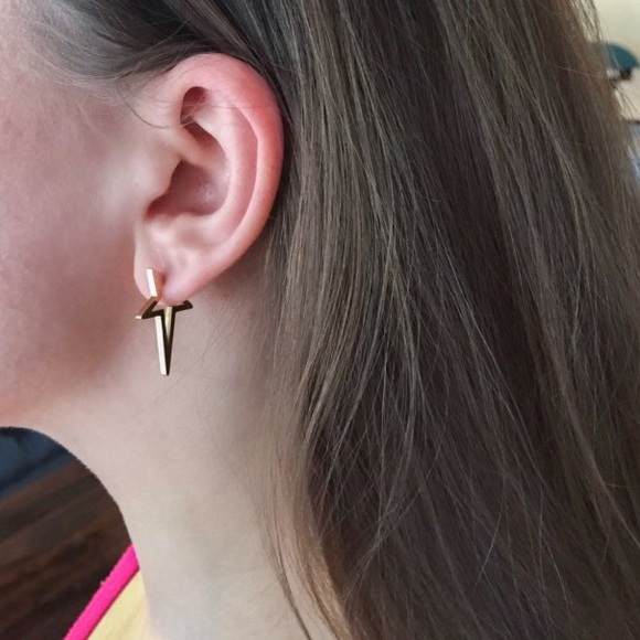 🆕 CARINA Star Earrings - Picture 8 of 8